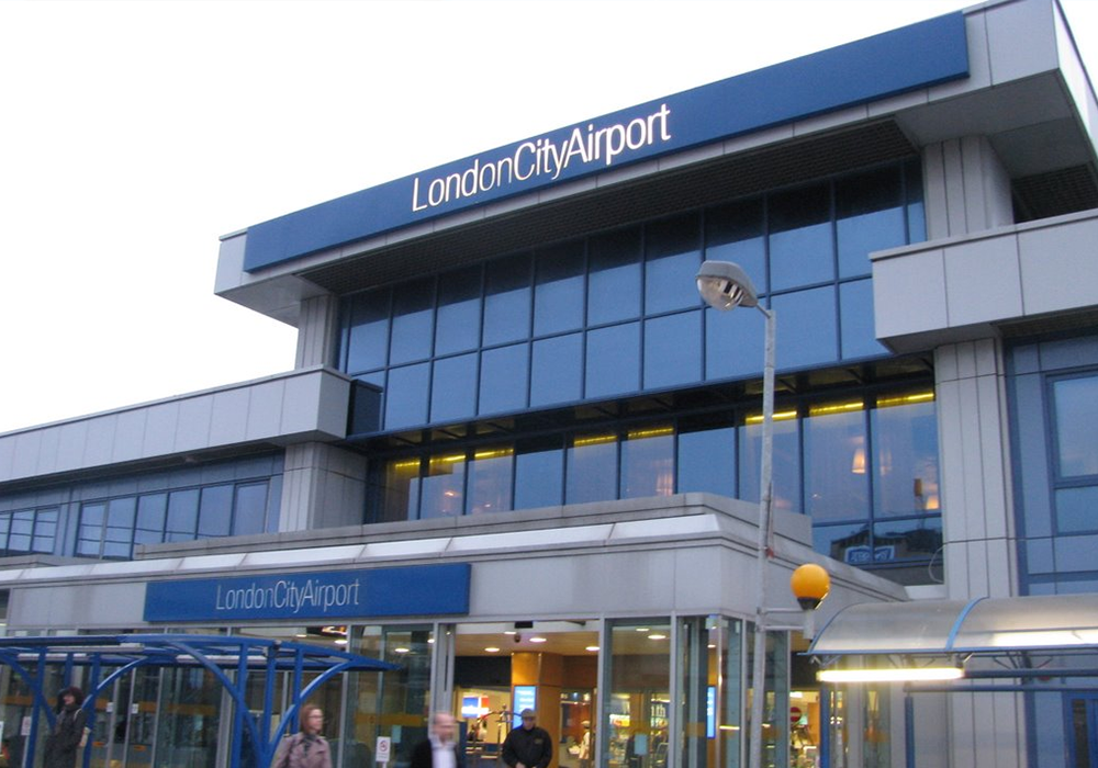 london airport to city